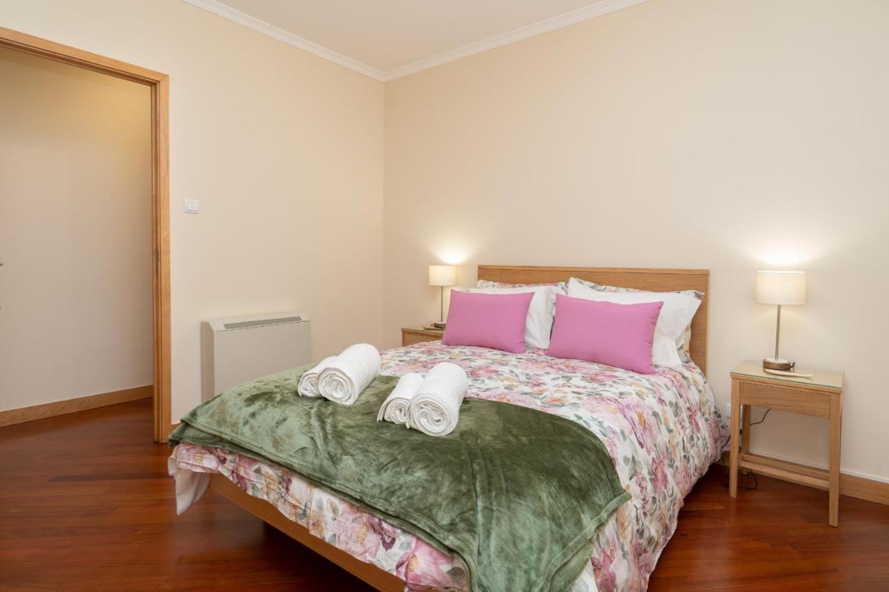 Host Wise - Lovely Bright Flat - Instaworthy City View Βίλα Νόβα ντε Γκάια Εξωτερικό φωτογραφία